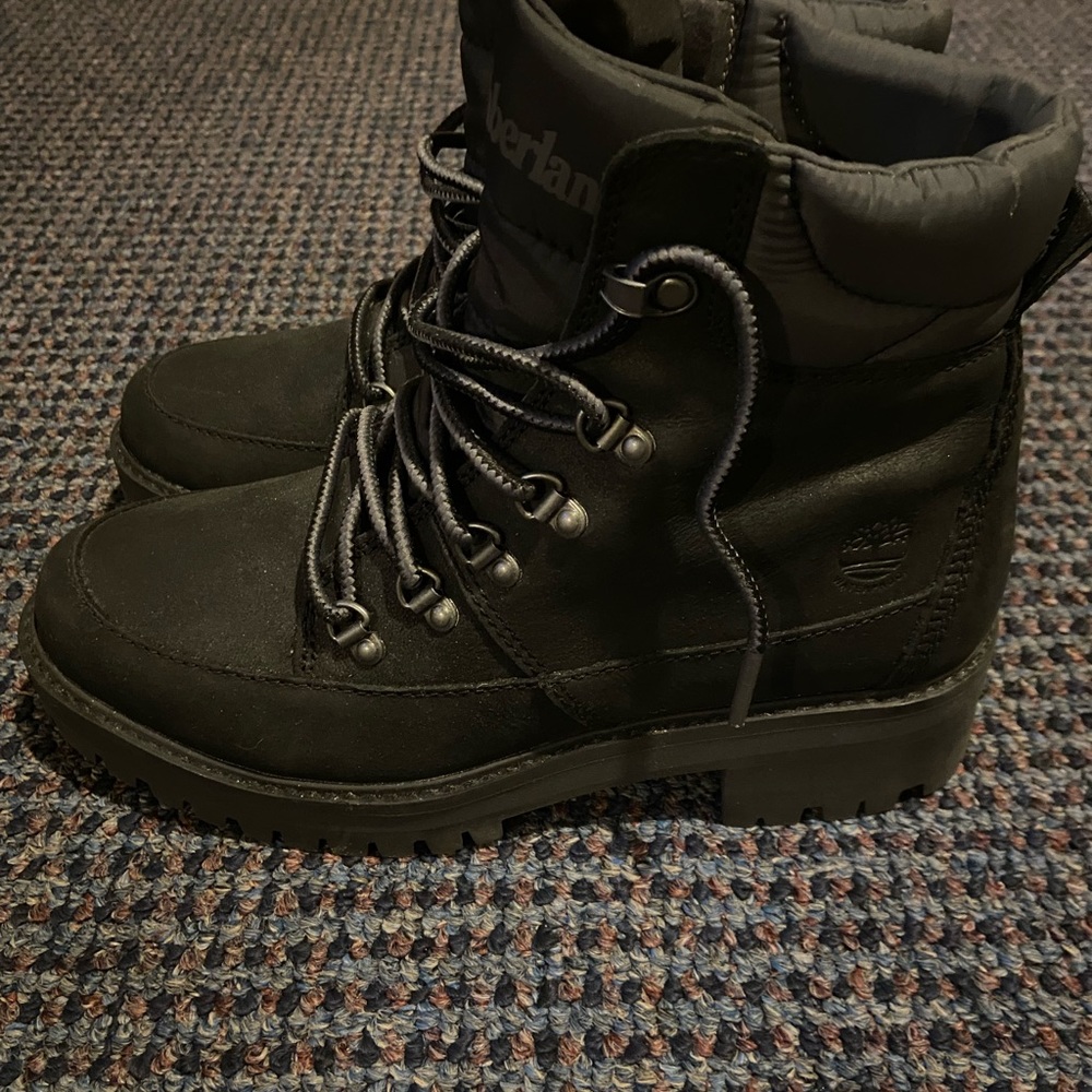 NEW women’s timberland boots